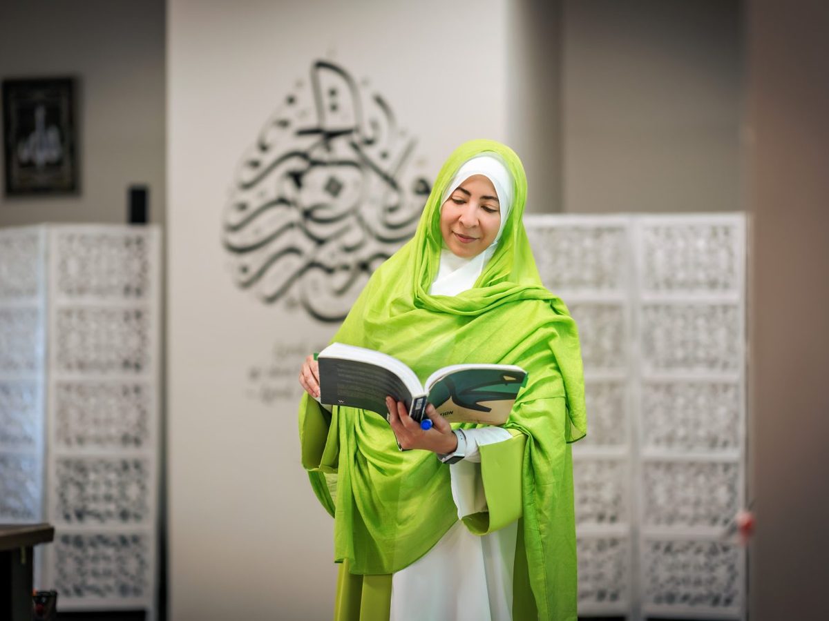 A Tayseer seminary class in session