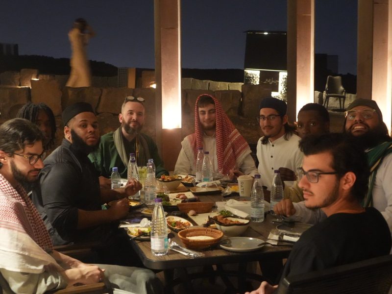 Students and sacred sites during the Summer Arabic Intensive in Madinah (madinah-2026-photo-07.jpg)