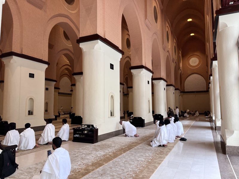 Students and sacred sites during the Summer Arabic Intensive in Madinah (madinah-2026-photo-22.jpg)