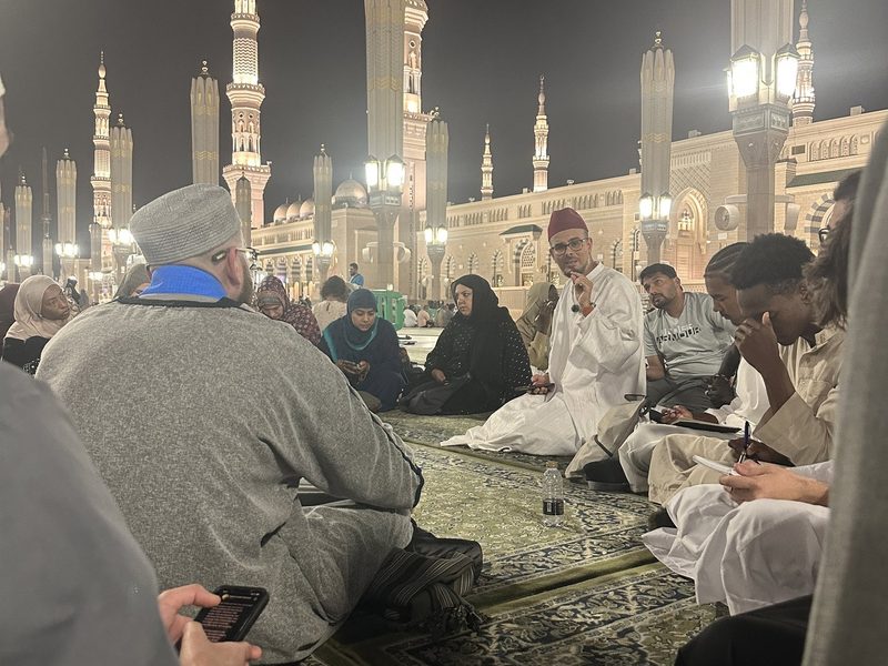 Students and sacred sites during the Summer Arabic Intensive in Madinah (madinah-2026-photo-23.jpg)